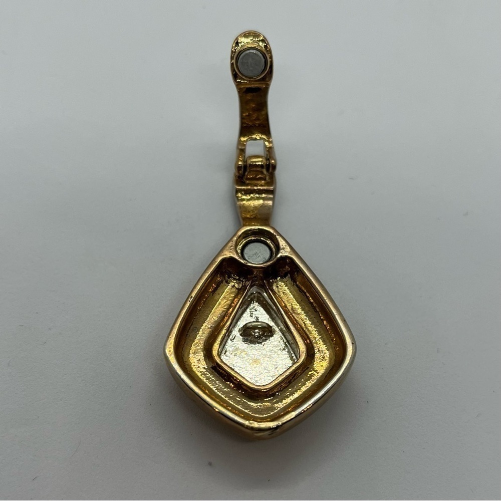 𝅺PREMIER Designs Salisbury Croc Magnetic Close Pendant Two Tone Patina - Picture 4 of 6